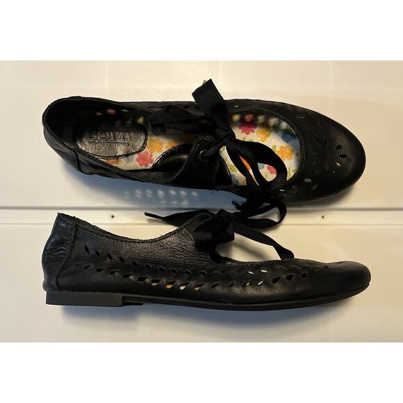 Born Jerrica Eyelet Ribbon Tie Mary Jane Flats Women’s size 5.5 Leather Shoes - Picture 1 of 10